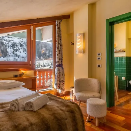 Shatush Hotel