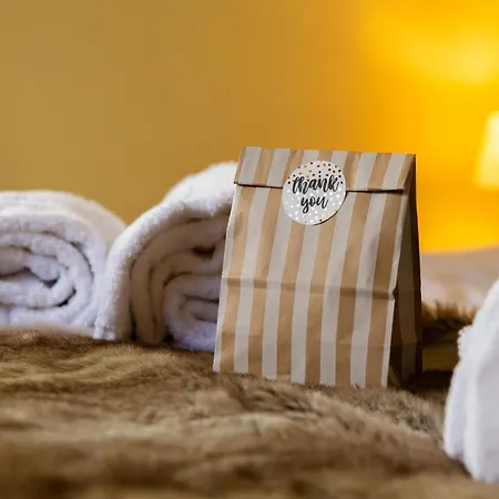 Shatush Hotel