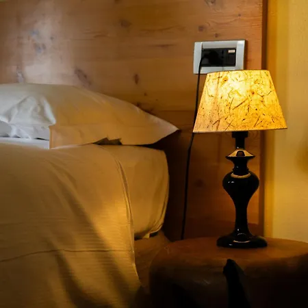 Shatush Hotel 3*