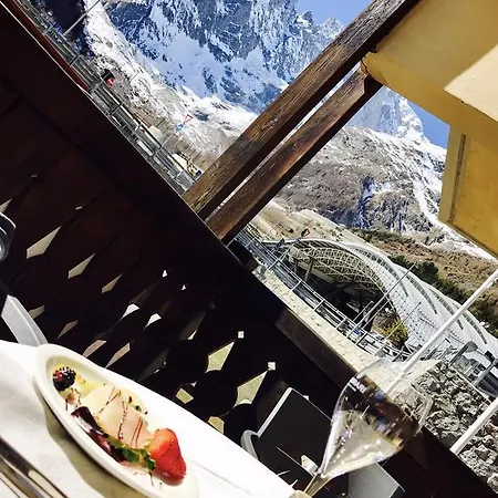 Shatush 3* Courmayeur