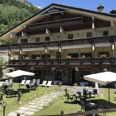 Shatush Hotel 3*