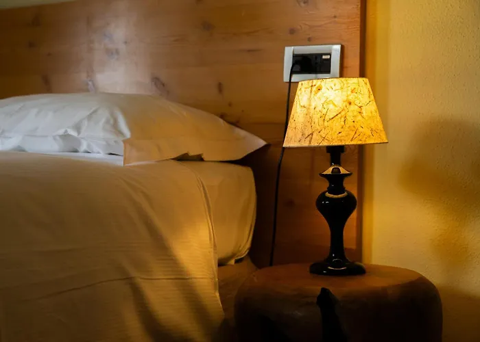 シャトゥーシュ オテル ホテル 3*